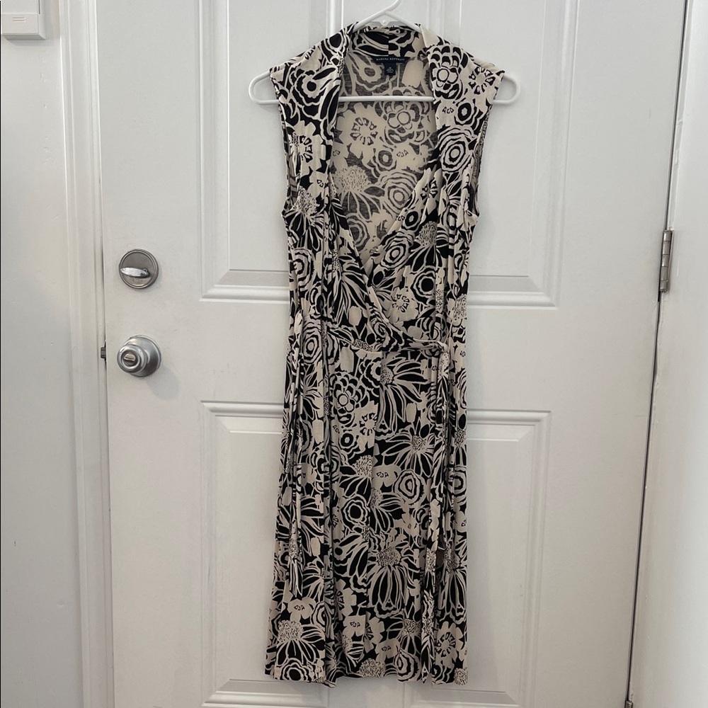 ✨ LUXE Banana Republic Silk & Linen Floral Wrap Dress- Size M✨👗